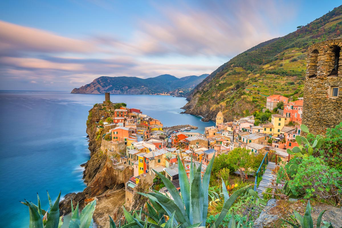 IT Riviera 07 5 terre Varnazze - Vernazza, one of five famous colorful villages of Cinque Terre National Park 