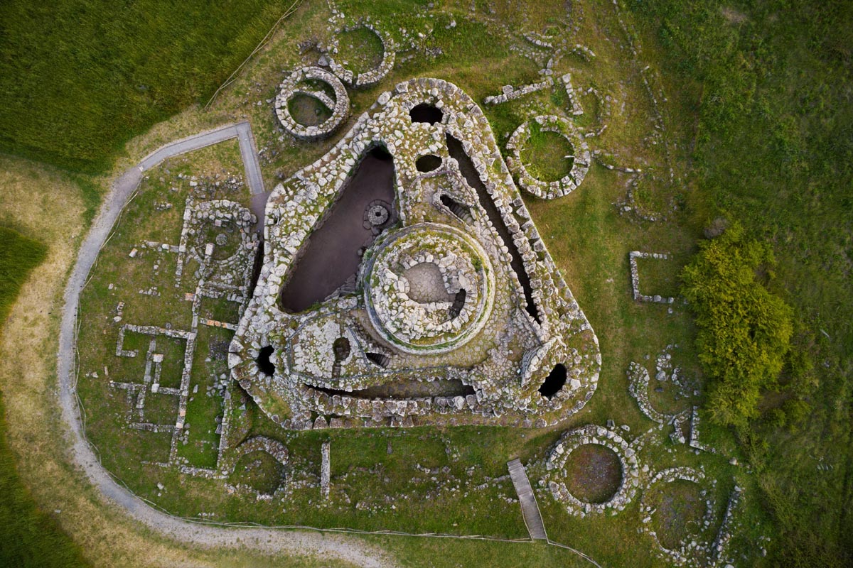 Sardinia 02 nuraghe-santu-antine-basalt-blocks-bronze-age-nuragic-civilization-torralba - Bronze Age Nuragh Santu Antine